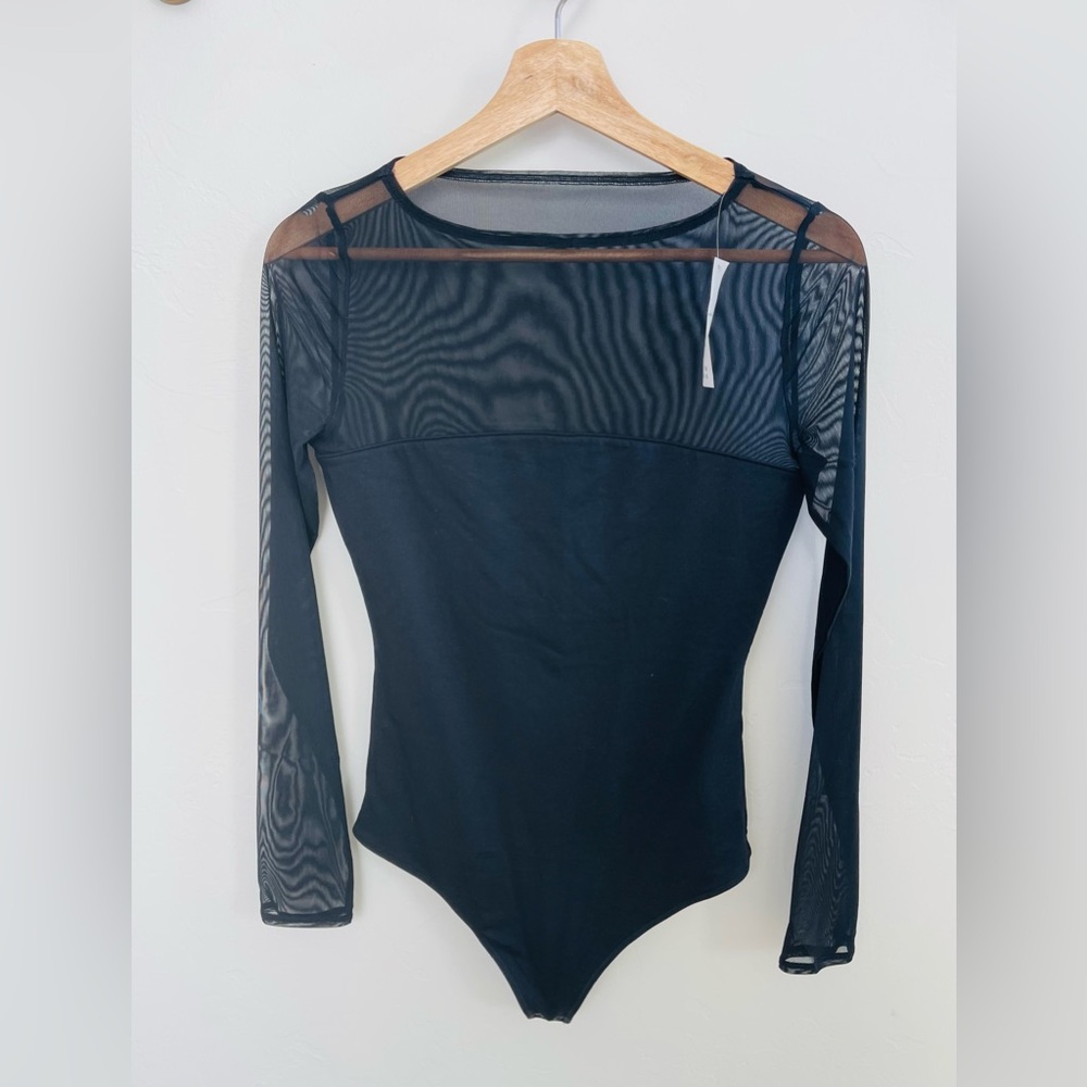 Abercrombie women’s body suit, new with tags